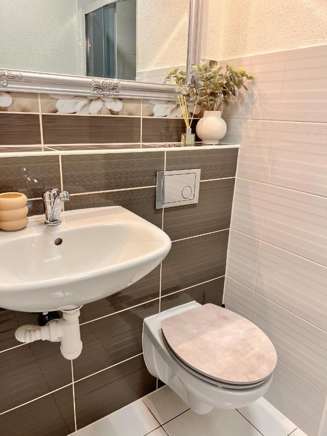 Little View Apartman Lipótszentmiklós Kültér fotó